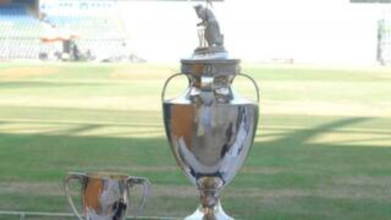 Award cup