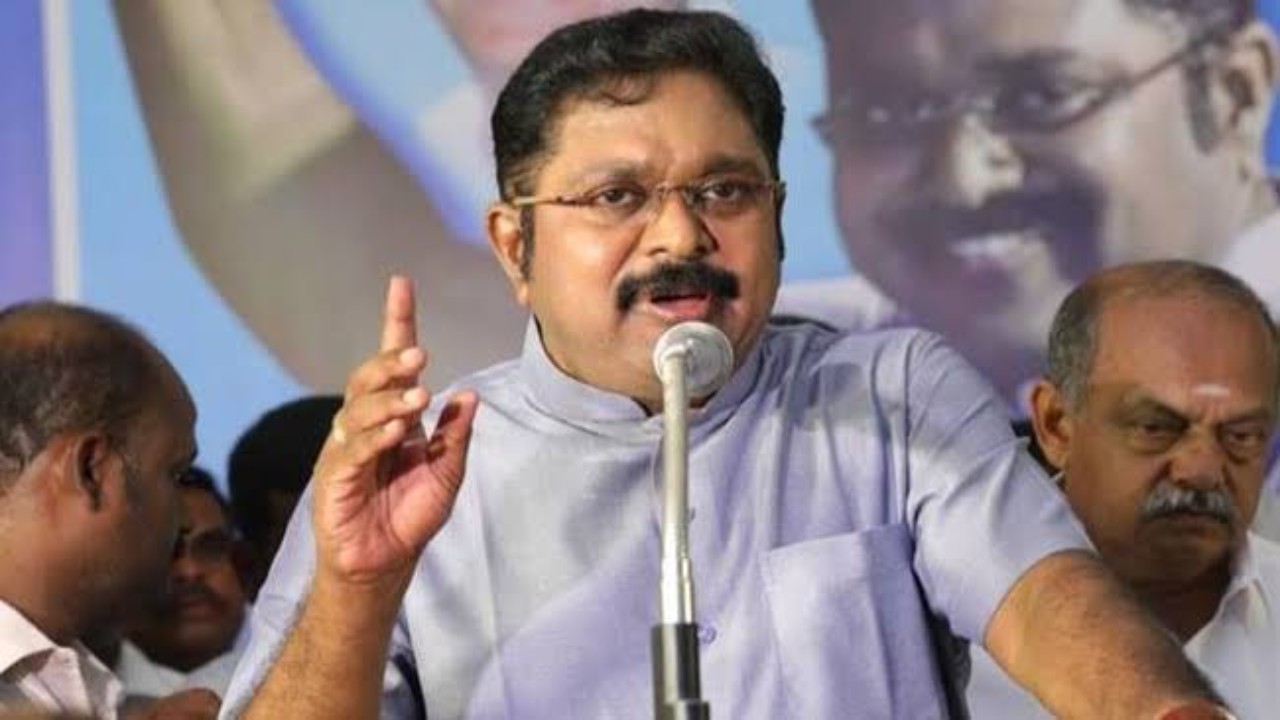 TTV Dhinakaran pointing the News